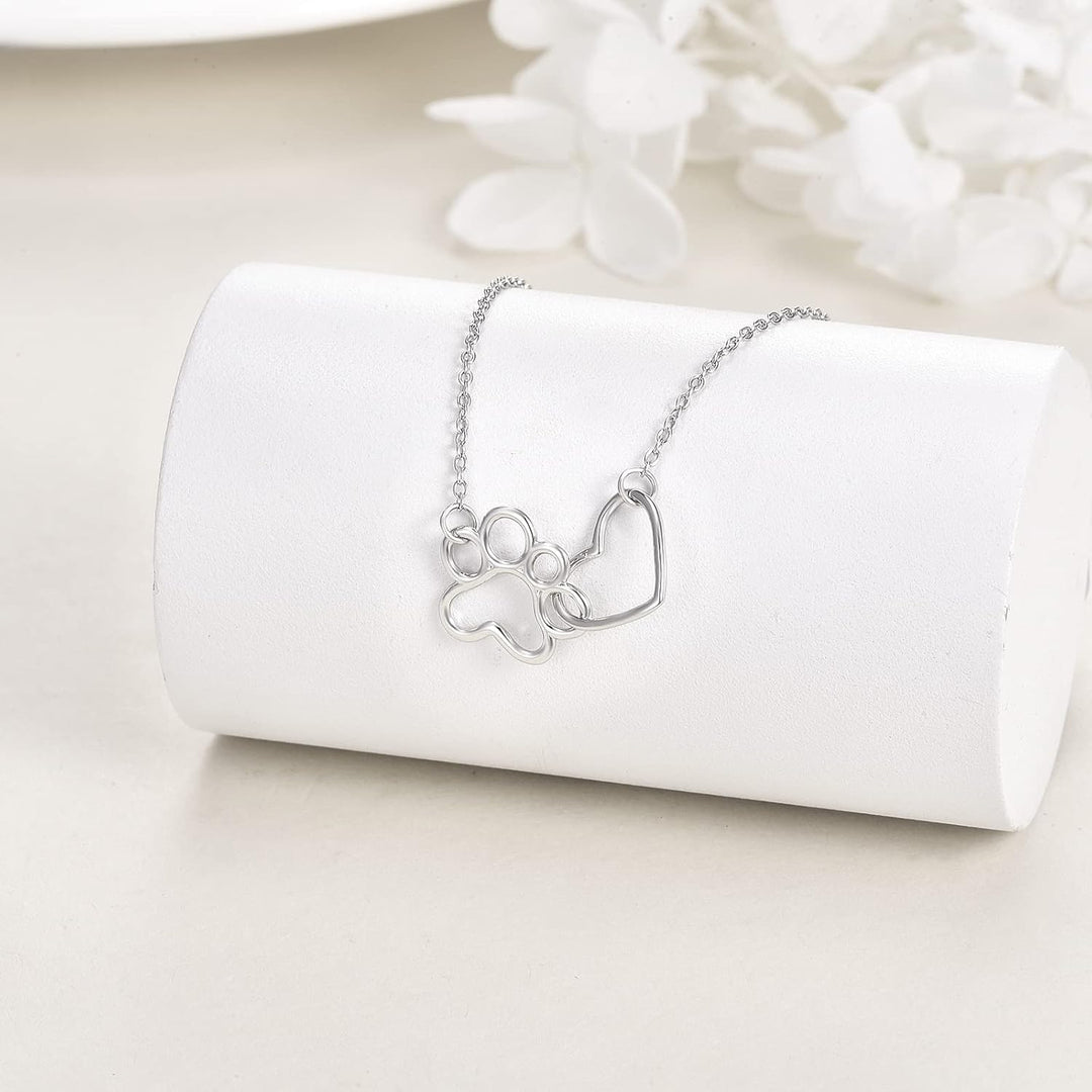 Náhrdelník s otiskem tlapky ze sterlingového stříbra – Přívěsek srdce s krystalem a psí tlapkou